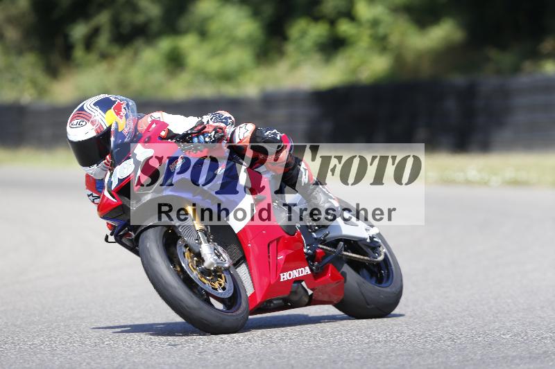 /31 24.06.2025 Get Faster Caremotion ADR/Gruppe gruen/16